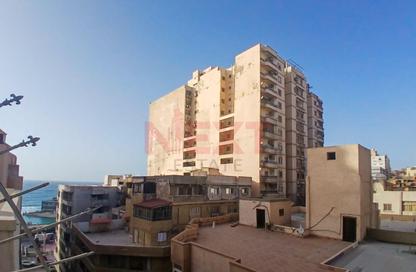 Apartment - 3 Bedrooms - 2 Bathrooms for sale in Abd Al Khalek Tharwat St. - Laurent - Hay Sharq - Alexandria