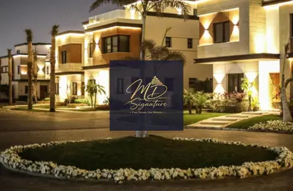 Townhouse - 5 Bedrooms - 6 Bathrooms for sale in Azzar - 5th Settlement Compounds - The 5th Settlement - New Cairo City - Cairo