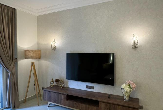 8582302 - Property Image 2