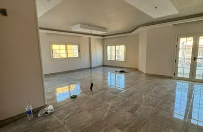 شقة - 3 غرف نوم - 2 حمامات للايجار في عمارات البنفسج - البنفسج - مدينة القاهرة الجديدة - القاهرة