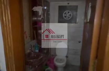 Apartment - 3 Bedrooms - 3 Bathrooms for sale in Al Batal Ahmed Abd El Aziz St. - Mohandessin - Giza