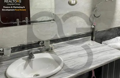 شقة - 3 غرف نوم - 2 حمامات للايجار في الحي السادس عشر - الشيخ زايد - الجيزة