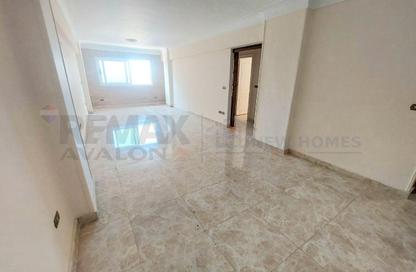 Apartment - 2 Bedrooms - 1 Bathroom for rent in Smouha - Hay Sharq - Alexandria Apartment - 2 Bedrooms - 1 Bathroom for rent in Smouha - Hay Sharq - Alexandria