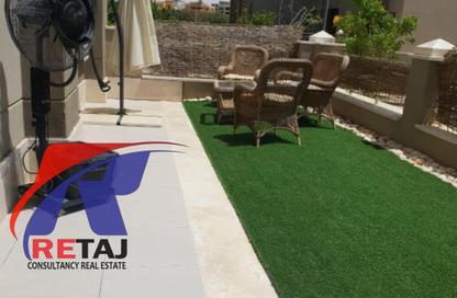Bungalow - Studio - 1 Bathroom for rent in Palm Hills Village Gate - South Investors Area - New Cairo City - Cairo