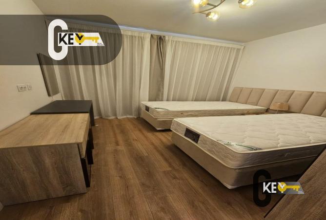 74036610 - Property Image 3