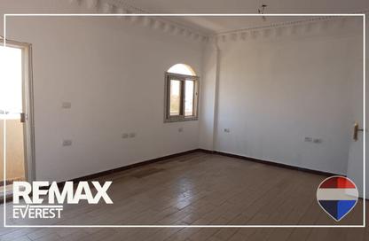 Apartment - 2 Bedrooms - 1 Bathroom for rent in Lazurde - 8th District - Sheikh Zayed City - Giza
