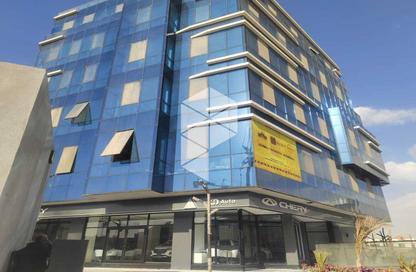 Office Space - 2 Bedrooms - 1 Bathroom for sale in V90 - North Teseen St. - The 5th Settlement - New Cairo City - Cairo