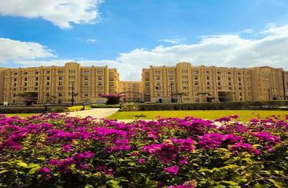 Apartment - 2 Bedrooms - 2 Bathrooms for sale in R5 - New Capital City - Cairo Apartment - 2 Bedrooms - 2 Bathrooms for sale in R5 - New Capital City - Cairo