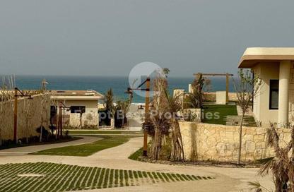 Chalet - 2 Bedrooms - 3 Bathrooms for sale in Ramla - Ras Al Hekma - North Coast