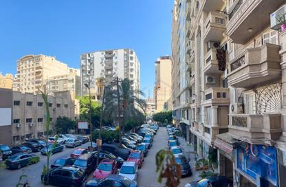 Apartment - 4 Bedrooms - 3 Bathrooms for sale in Smouha Square - Smouha - Hay Sharq - Alexandria Apartment - 4 Bedrooms - 3 Bathrooms for sale in Smouha Square - Smouha - Hay Sharq - Alexandria