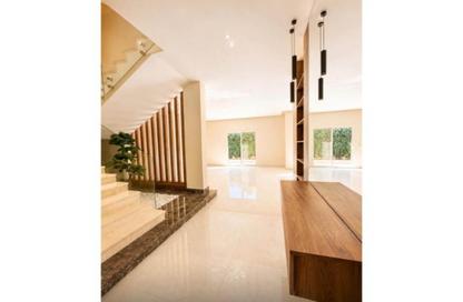 فيلا - 4 - 4 للبيع في ريحانا فيلاز - امتداد المستثمرين الشمالية - مدينة القاهرة الجديدة - القاهرة