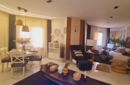 Apartment - 3 Bedrooms - 2 Bathrooms for sale in Gate 2 - Ahmose - Hadayek El Ahram - Giza