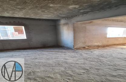 Duplex - 3 Bedrooms - 3 Bathrooms for sale in Musab Bin Omair St. - Area E - Ganoob El Acadimia - New Cairo City - Cairo