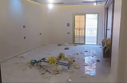 Apartment - 3 Bedrooms - 2 Bathrooms for rent in Gate 1 - Khofo - Hadayek El Ahram - Giza