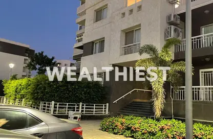 شقة - 3 غرف نوم - 2 حمامات للبيع في B10 - مدينتي - القاهرة