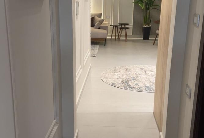 102074272 - Property Image 2
