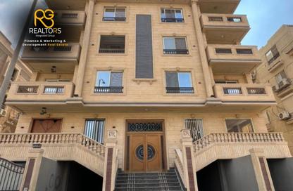 Apartment - 3 Bedrooms - 2 Bathrooms for sale in Touristic Zone 4 - Touristic Zone - Al Motamayez District - 6 October City - Giza