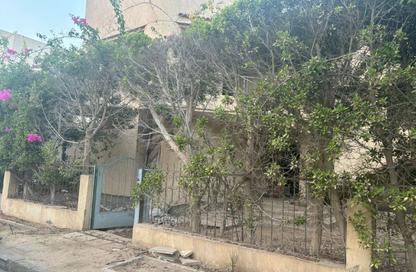 فيلا - 5 - 4 للبيع في وادي المسك - كمبوندات الشروق - مدينة الشروق - القاهرة