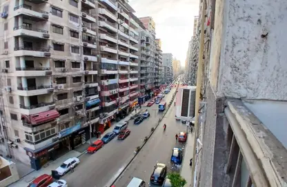 Apartment - 2 Bedrooms - 1 Bathroom for sale in Gamal Abdel Nasser St. - El Mandara - Hay Than El Montazah - Alexandria