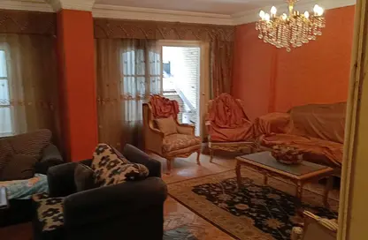 Apartment - 3 Bedrooms - 2 Bathrooms for sale in Hesham Labib St. - 8th Zone - Nasr City - Cairo