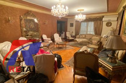Apartment - 6 Bedrooms - 3 Bathrooms for sale in Mostafa Al Nahas St. - 6th Zone - Nasr City - Cairo