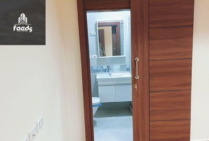 62164806 - Property Main Image