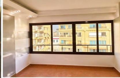 Office Space - 7+ Bedrooms - 4 Bathrooms for rent in Gameat Al Dewal Al Arabeya St. - Mohandessin - Giza