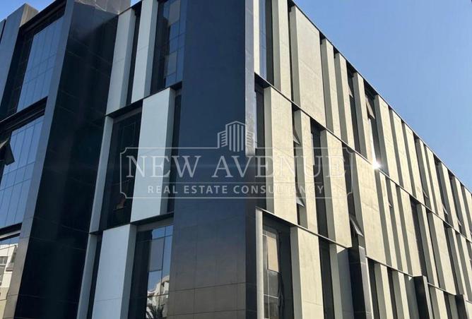 102906120 - Property Image 2