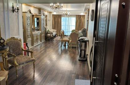 Apartment - 3 Bedrooms - 2 Bathrooms for sale in Togary St. - Zahraa El Maadi - Hay El Maadi - Cairo