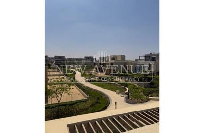 Villa - 4 - 4 for sale in Sodic East - 6th District - New Heliopolis - Cairo