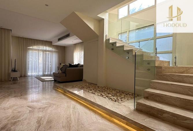 57239193 - Property Image 2