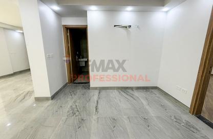 شقة - 3 - 2 للبيع في سكاي لاين - سموحة - حي شرق - الاسكندرية