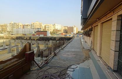 Shop - Studio - 1 Bathroom for sale in Al Mehwar Al Markazi - 1st District - 6 October City - Giza