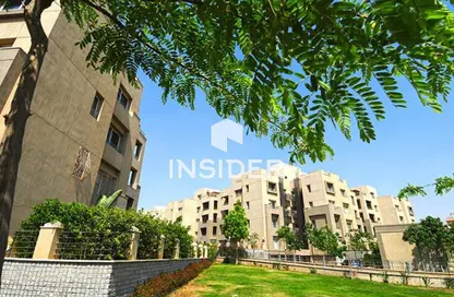 Apartment - 2 Bedrooms - 2 Bathrooms for sale in Palm Hills Village Gate - South Investors Area - New Cairo City - Cairo