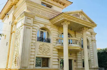 فيلا - 4 غرف نوم - 4 حمامات للبيع في رويال سيتي - كمبوندات الشيخ زايد - الشيخ زايد - الجيزة