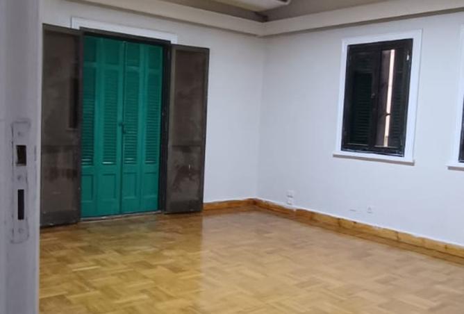 8415600 - Property Image 2