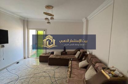 شقة - 3 غرف نوم - 2 حمامات للبيع في المحور المركزي - الحي الاول - مدينة 6 أكتوبر - الجيزة شقة - 3 غرف نوم - 2 حمامات للبيع في المحور المركزي - الحي الاول - مدينة 6 أكتوبر - الجيزة