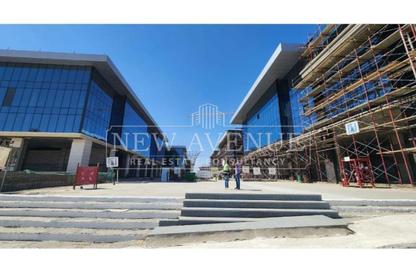 Office Space - Studio - 2 Bathrooms for sale in Golden Gate - South Teseen St. - The 5th Settlement - New Cairo City - Cairo