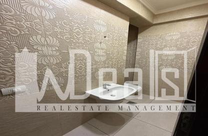 Apartment - 3 Bedrooms - 2 Bathrooms for rent in Leila - North Investors Area - New Cairo City - Cairo