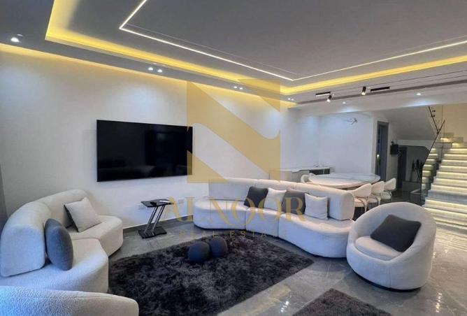 8562063 - Property Image 2