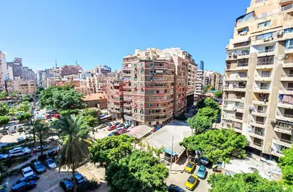 شقة - 3 غرف نوم - 1 حمام للبيع في شارع مصطفي كامل - ابو قير - حي ثان المنتزة - الاسكندرية