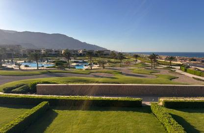 Chalet - 4 Bedrooms - 4 Bathrooms for sale in La Vista Topaz - La Vista - Al Ain Al Sokhna - Suez