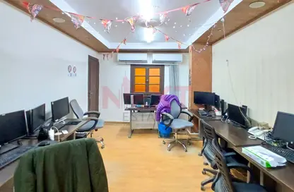 شقة - 4 غرف نوم - 2 حمامات للبيع في شارع كفر عبده - كفر عبده - رشدي - حي شرق - الاسكندرية