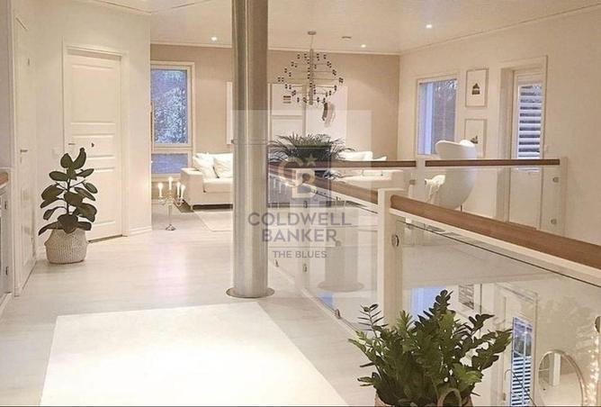 8560103 - Property Image 2