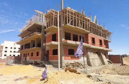 Apartment - 2 Bedrooms - 2 Bathrooms for sale in Bait Alwatan - The 5th Settlement - New Cairo City - Cairo