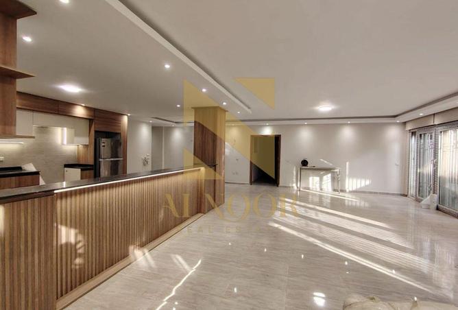 8561882 - Property Image 2