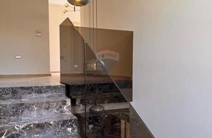 Twin House - 4 Bedrooms - 2 Bathrooms for rent in New Giza - Cairo Alexandria Desert Road - 6 October City - Giza