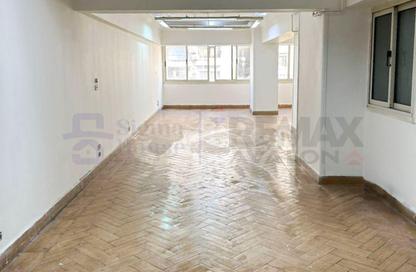 Apartment - 3 Bedrooms - 3 Bathrooms for sale in Roushdy - Hay Sharq - Alexandria Apartment - 3 Bedrooms - 3 Bathrooms for sale in Roushdy - Hay Sharq - Alexandria