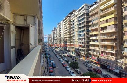 Apartment - 3 Bedrooms - 2 Bathrooms for rent in Iskandar Ibrahim St. - Miami - Hay Awal El Montazah - Alexandria