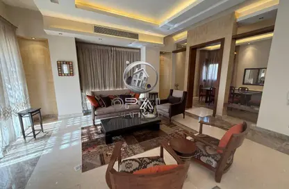 فيلا - 4 غرف نوم - 5 حمامات للايجار في الجريا - كمبوندات الشيخ زايد - الشيخ زايد - الجيزة